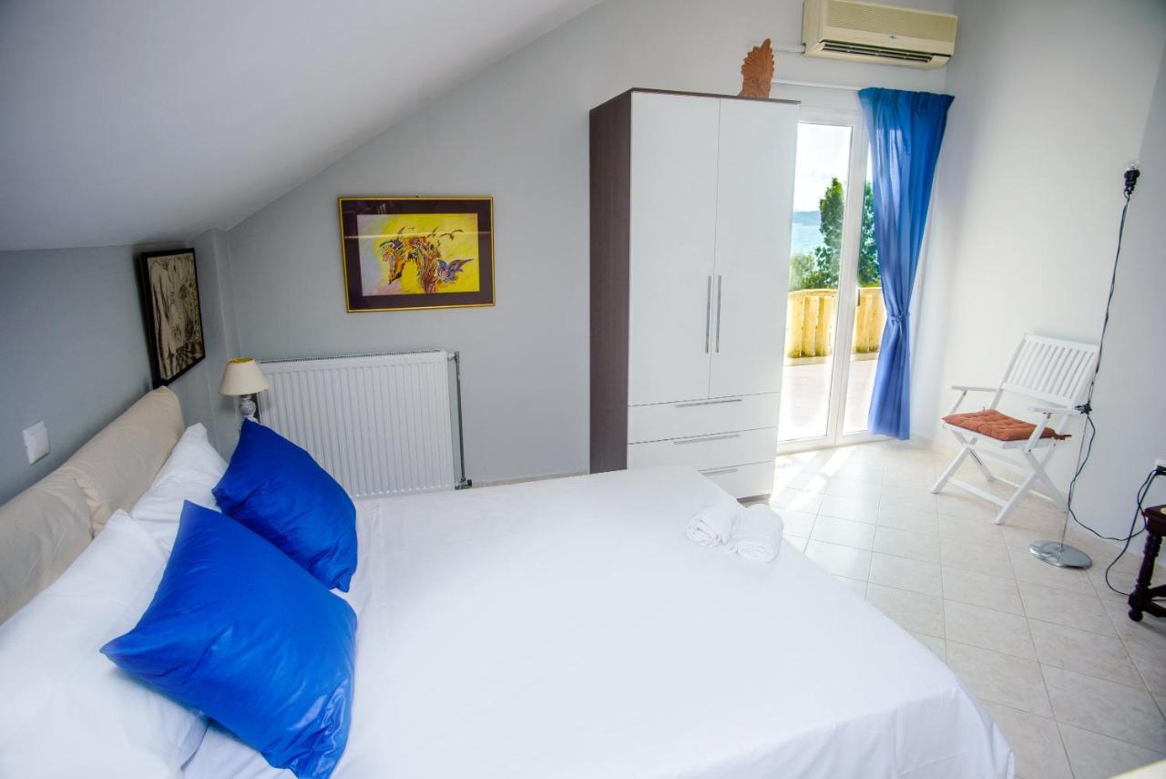 Xenia Ionis Luxury Apartments Lixouri Ngoại thất bức ảnh