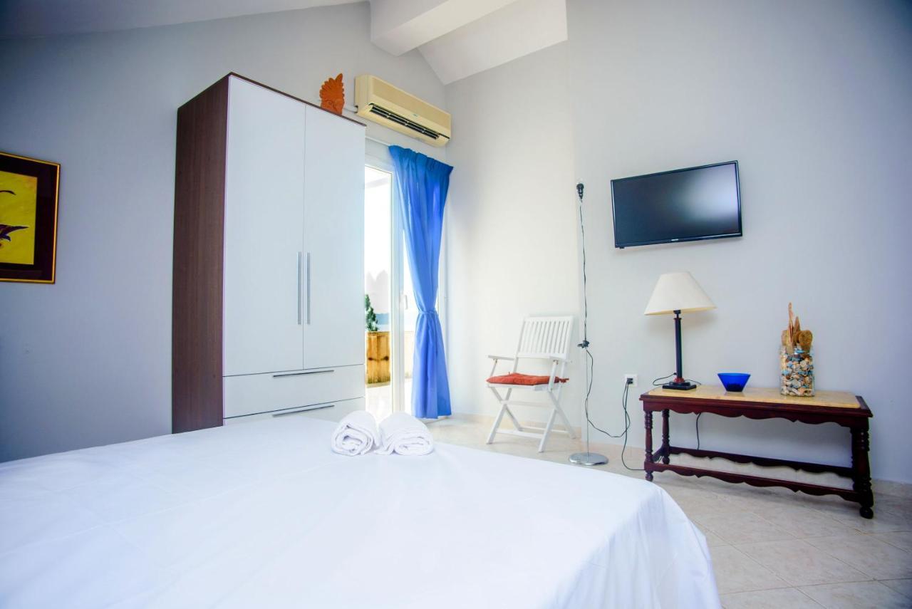 Xenia Ionis Luxury Apartments Lixouri Ngoại thất bức ảnh