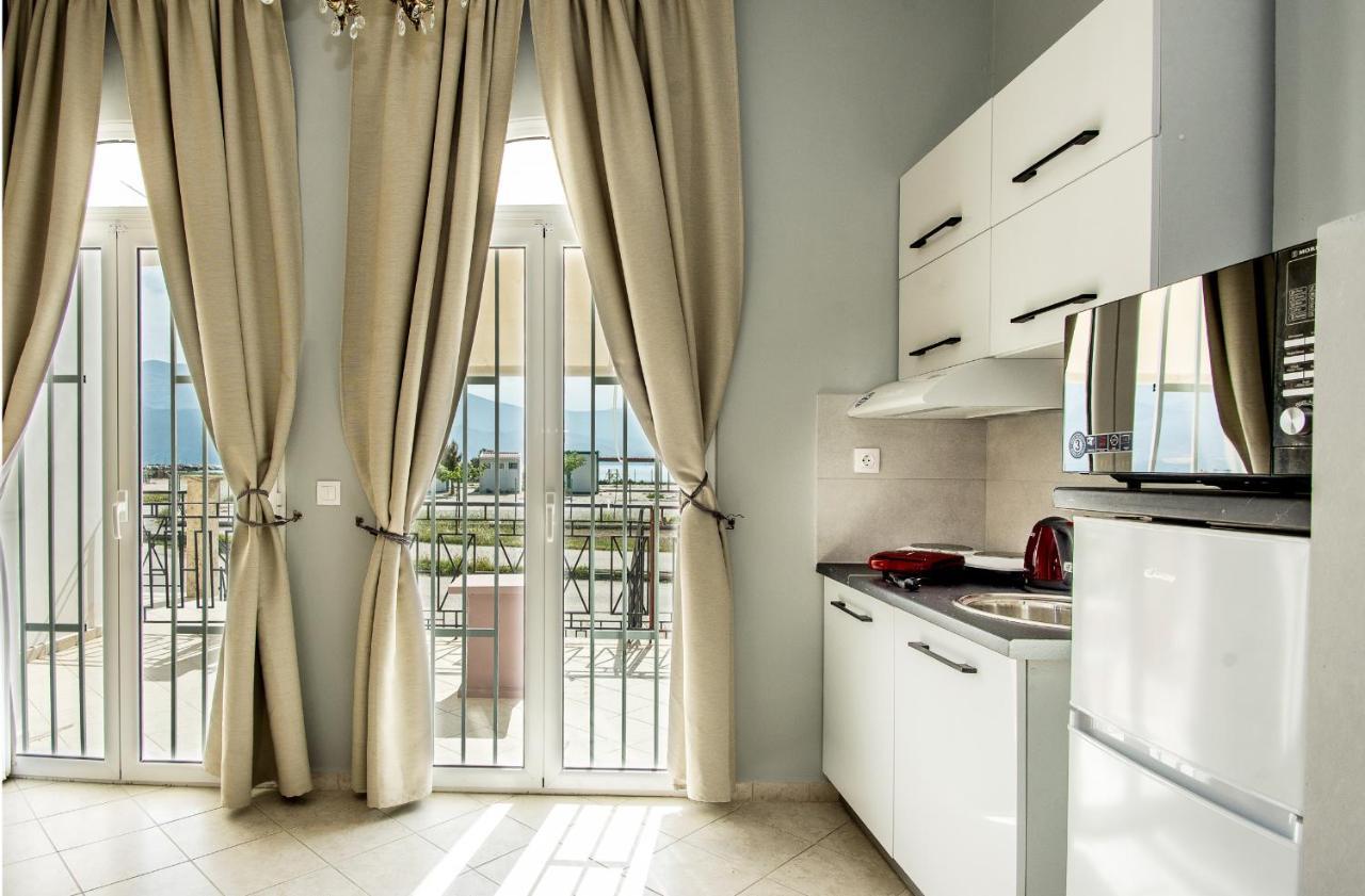 Xenia Ionis Luxury Apartments Lixouri Ngoại thất bức ảnh