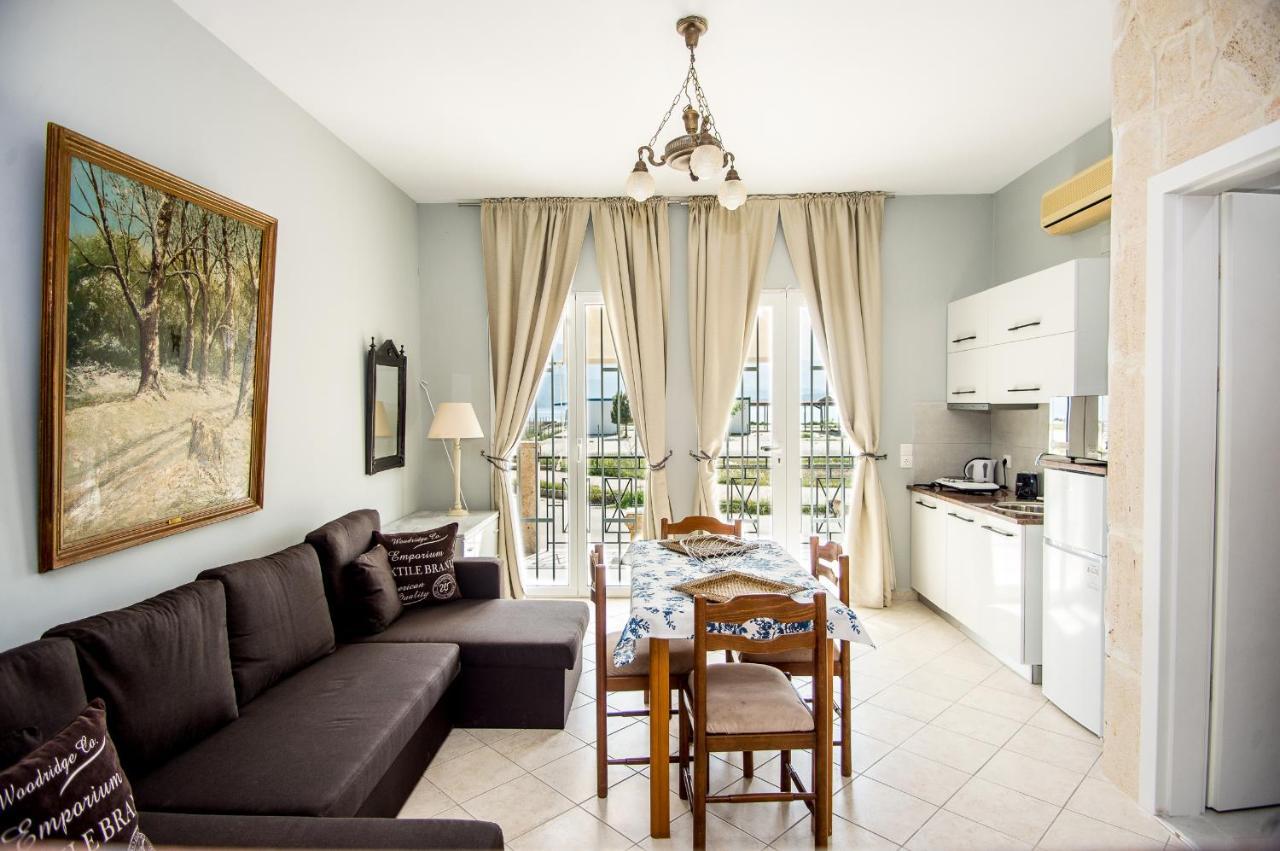 Xenia Ionis Luxury Apartments Lixouri Ngoại thất bức ảnh