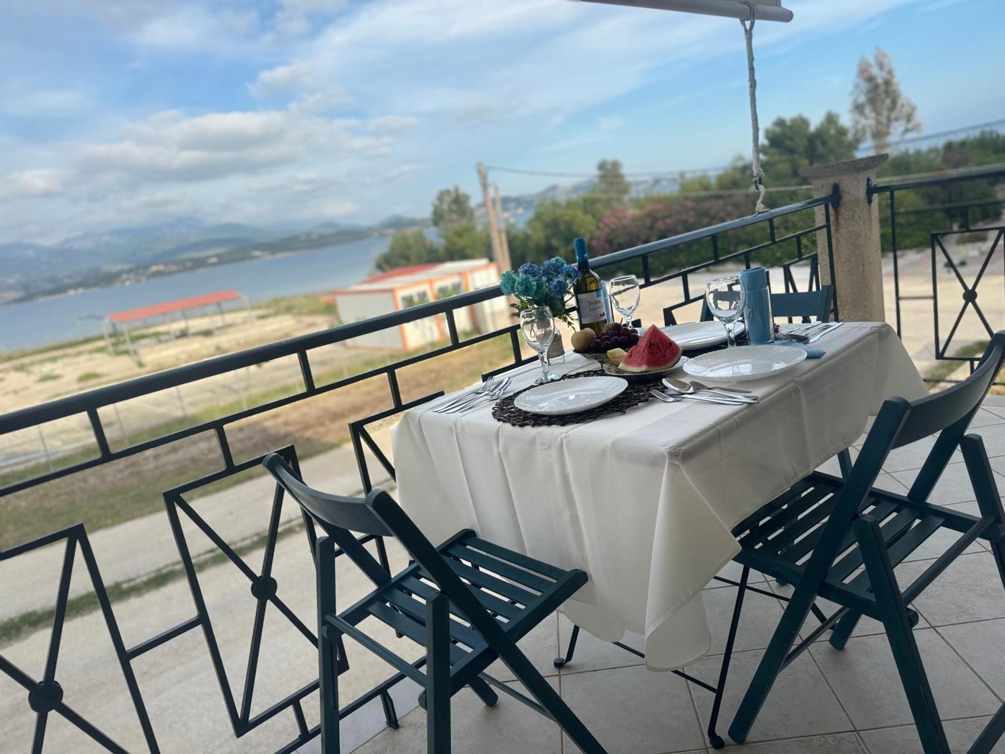 Xenia Ionis Luxury Apartments Lixouri Ngoại thất bức ảnh